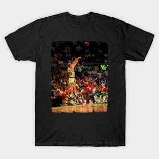 Larry Bird - Vintage Design Of Basketball T-Shirt